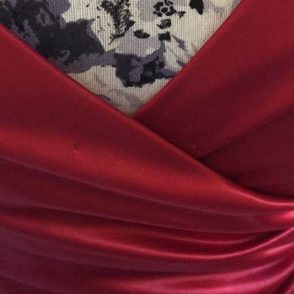 Dress - Picture 7 of 8